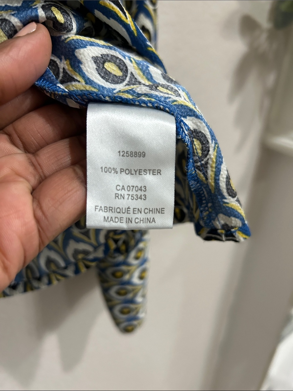 cupcakes & cashmere Blue Yellow Black Geometric Floral Top Sz XL office TC0106 - Picture 4 of 8